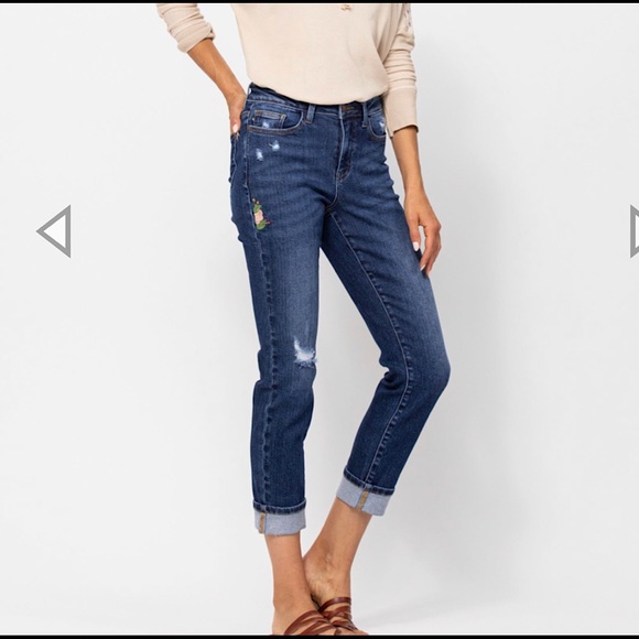Judy Blue embroidered boyfriend jeans - Picture 5 of 10
